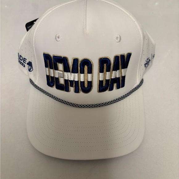 PGA Show Demo Day Golf Hat - Picture 1 of 5